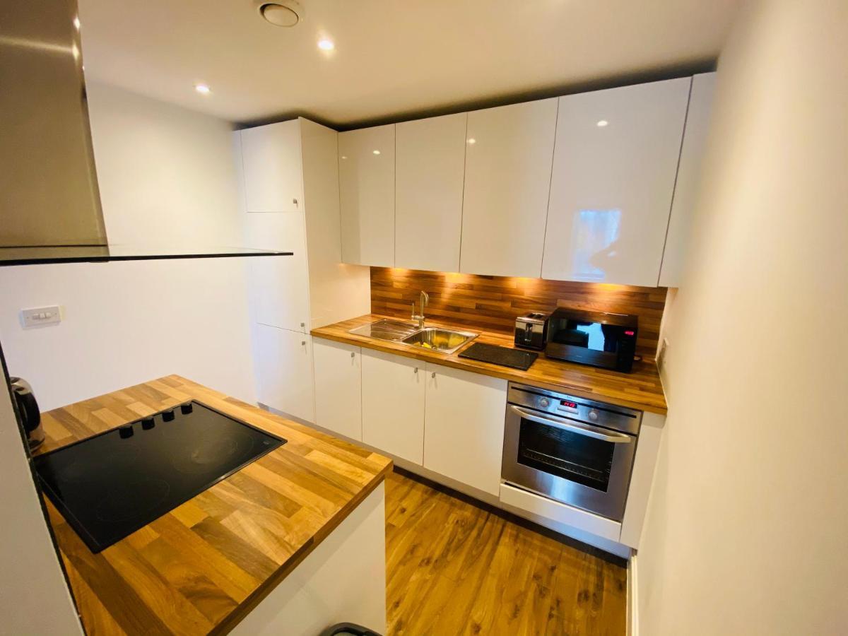 Stewart St James Walk Apartment Cheltenham Eksteriør billede