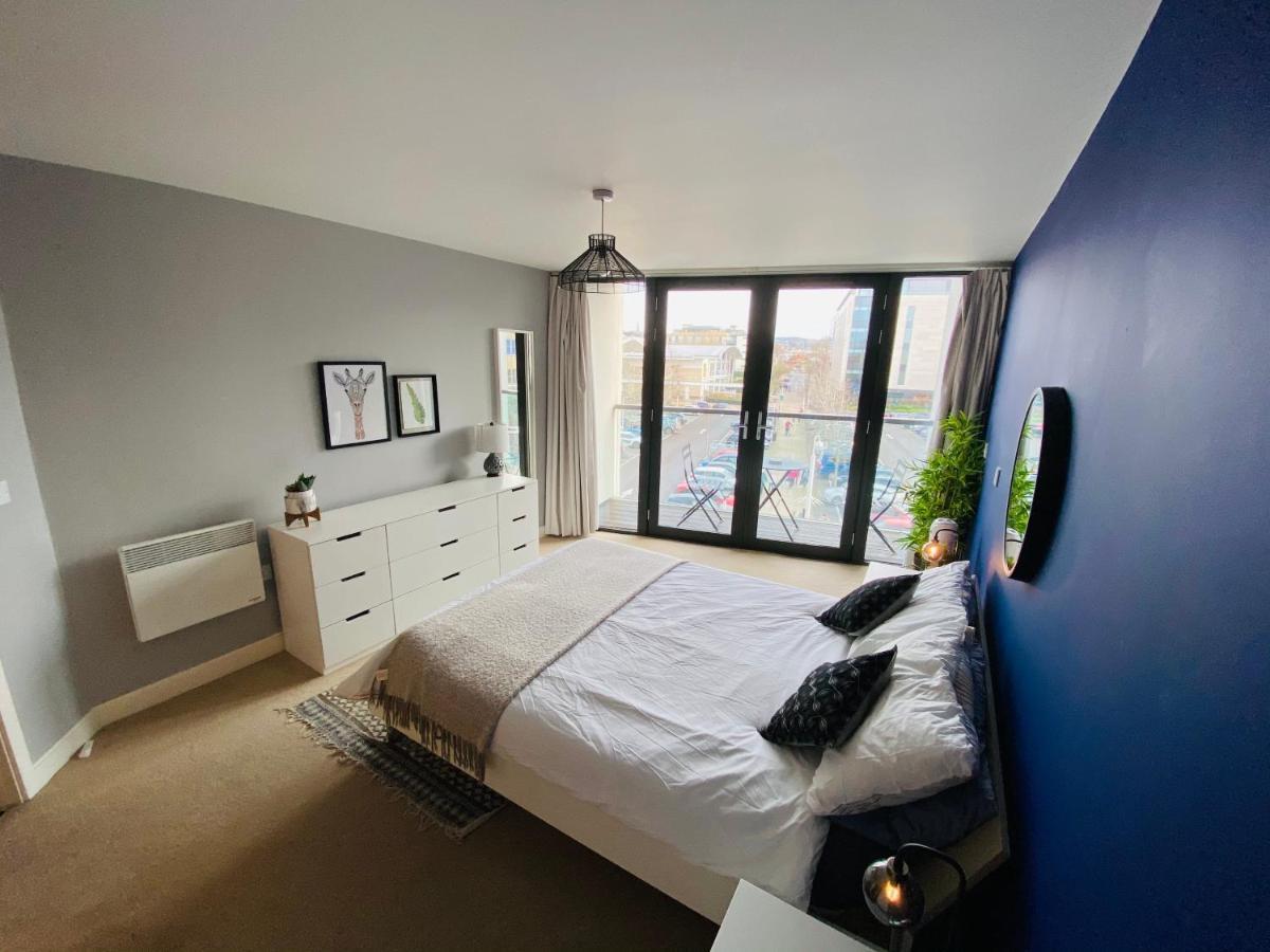 Stewart St James Walk Apartment Cheltenham Eksteriør billede