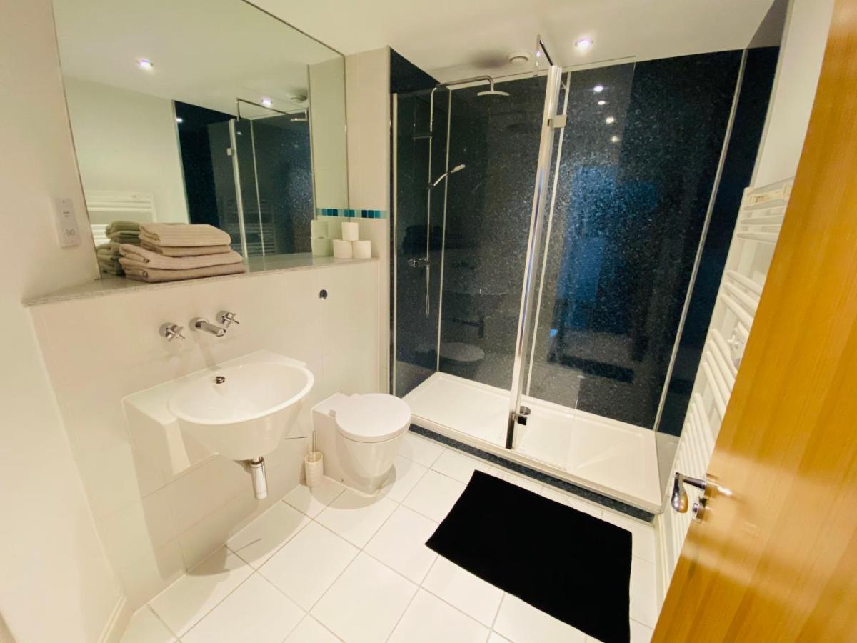 Stewart St James Walk Apartment Cheltenham Eksteriør billede